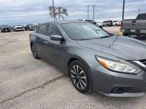 2016 Nissan Altima 2.5 SV