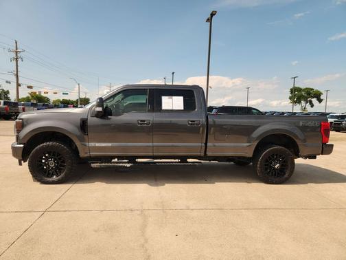 MAGNETIC 2020 Ford F-350 Lariat