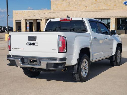 Summit White 2019 GMC Canyon SLT