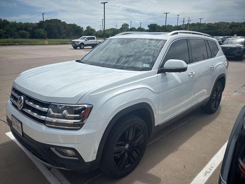 Pure White 2019 Volkswagen Atlas 3.6L SEL Premium