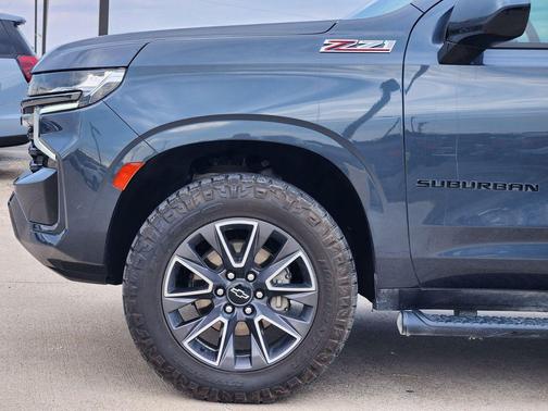 2021 Chevrolet Suburban 4WD Z71