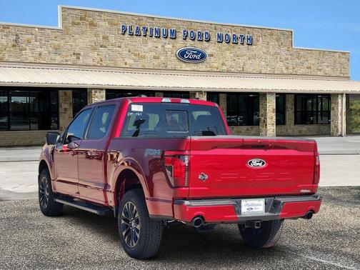 Ruby Red Metallic Tinted Clearcoat 2026 Ford F-150 XLT