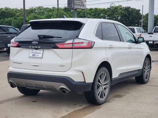 STAR WHITE 2023 Ford Edge Titanium