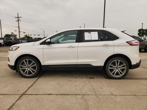 STAR WHITE 2023 Ford Edge Titanium