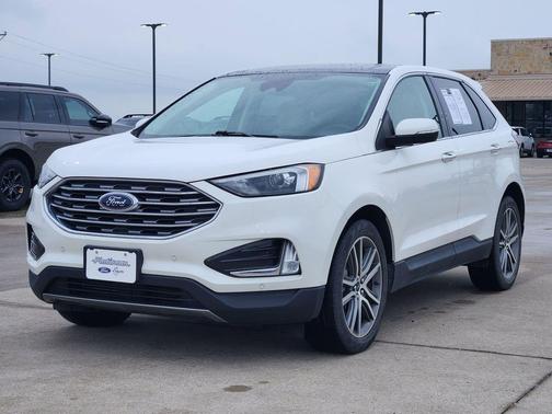 STAR WHITE 2023 Ford Edge Titanium