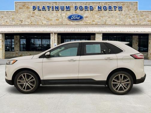 STAR WHITE 2023 Ford Edge Titanium