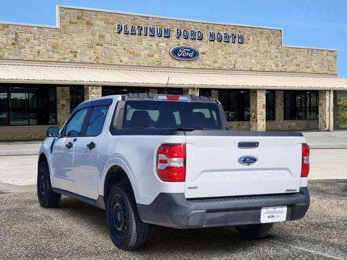 2024 Ford Maverick XL