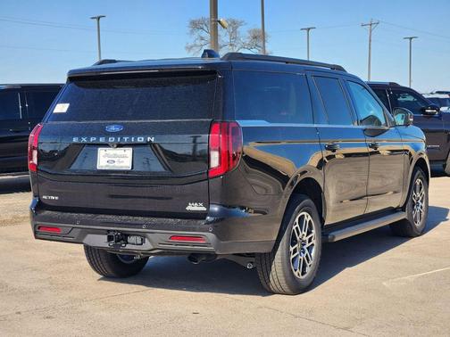 2026 Ford Expedition Max Active 4x2