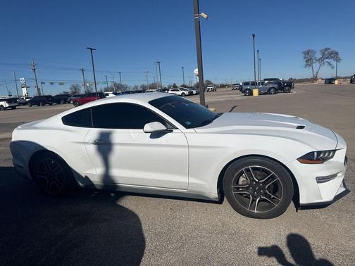 2022 Ford Mustang EcoBoost Premium