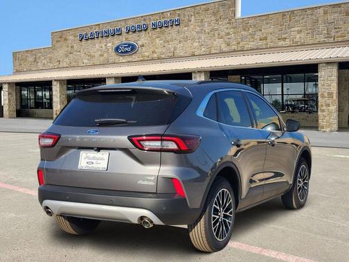 2025 Ford Escape PHEV SE