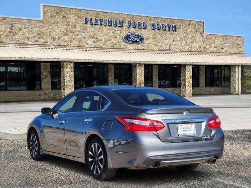 2016 Nissan Altima 2.5 SV