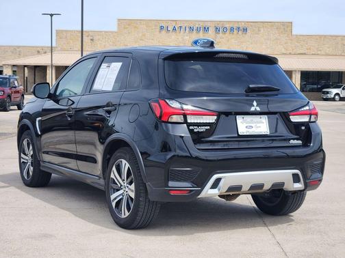 2022 Mitsubishi Outlander Sport SE