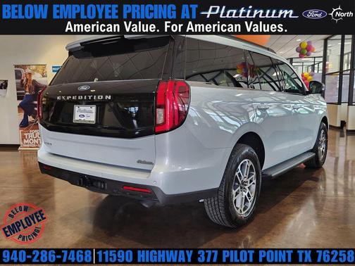 SPACE SILVER METALLIC 2026 Ford Expedition Active