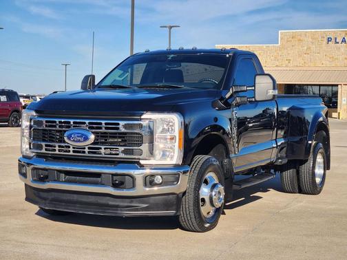 2023 Ford F-350 XLT