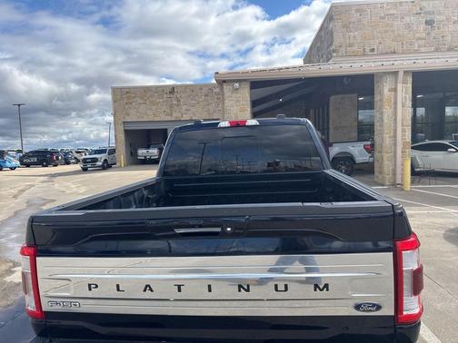 2022 Ford F-150 Platinum