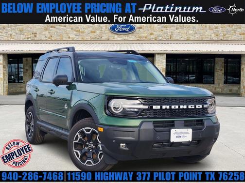 ERUPTION GREEN METALLIC 2025 Ford Bronco Sport Outer Banks