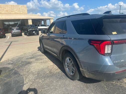 VAPOR BLUE 2025 Ford Explorer Active