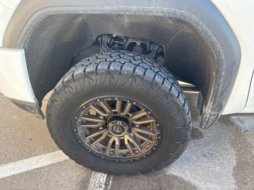 2021 GMC Sierra 2500 AT4