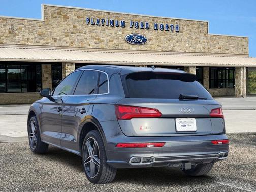 2018 Audi SQ5 3.0T Premium Plus