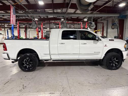 2019 RAM 2500 Limited Mega Cab 4x4 6'4' Box