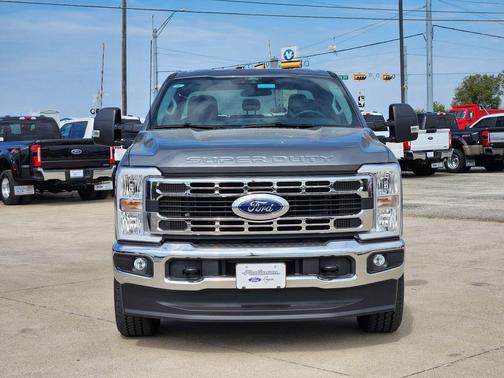 2026 Ford F-350 XLT