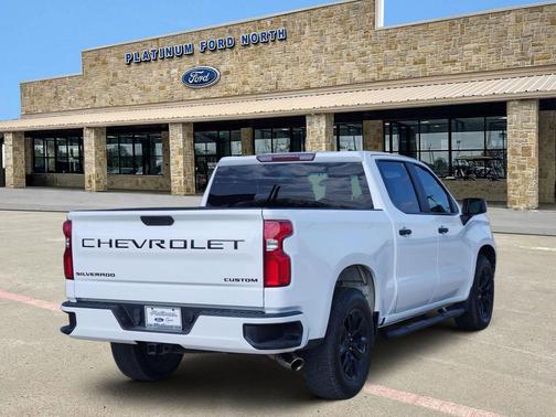 2021 Chevrolet Silverado 1500 Custom