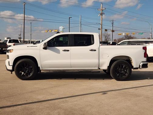 2021 Chevrolet Silverado 1500 Custom