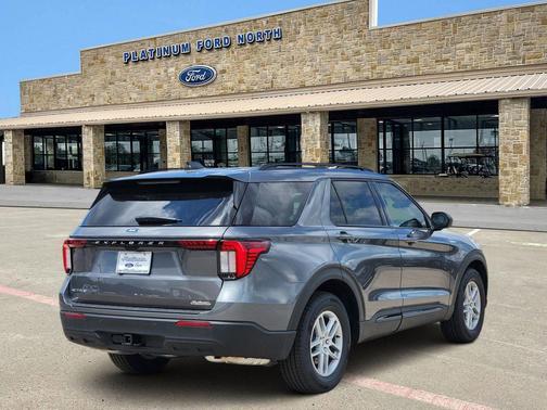 CARBONIZED GRAY METALLIC 2026 Ford Explorer Active