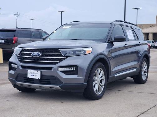 CARBONIZED GRAY METALLIC 2022 Ford Explorer XLT