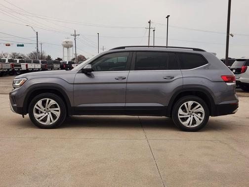 2023 Volkswagen Atlas 3.6L SE w/Technology