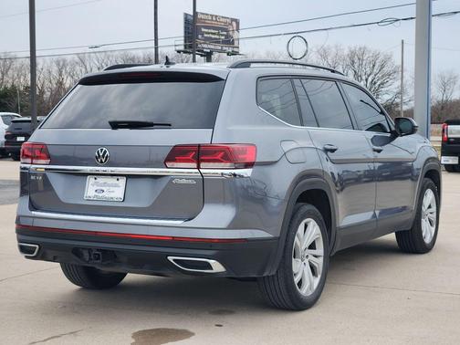2023 Volkswagen Atlas 3.6L SE w/Technology