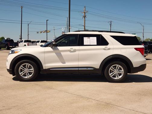 STAR WHITE MET TRI-COAT 2022 Ford Explorer XLT