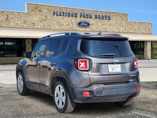 Granite Crystal Metallic Clearcoat 2017 Jeep Renegade Limited