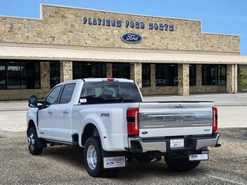 STAR WHITE 2026 Ford F-350 King Ranch