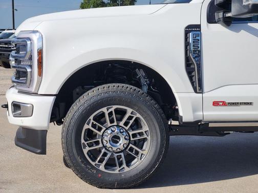 2025 Ford F-250 Platinum