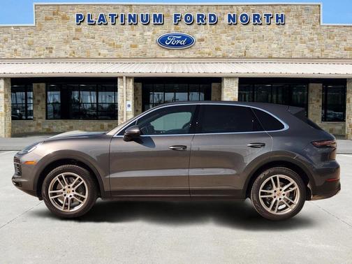 2019 Porsche Cayenne S