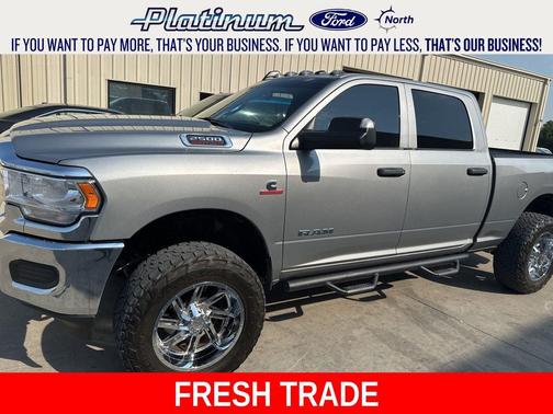 2021 RAM 2500 Tradesman Crew Cab 4x4 6'4' Box