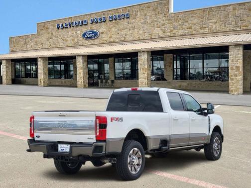STAR WHITE 2026 Ford F-350 King Ranch