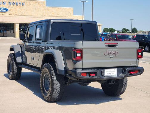 Sting-Gray Clearcoat 2020 Jeep Gladiator Rubicon