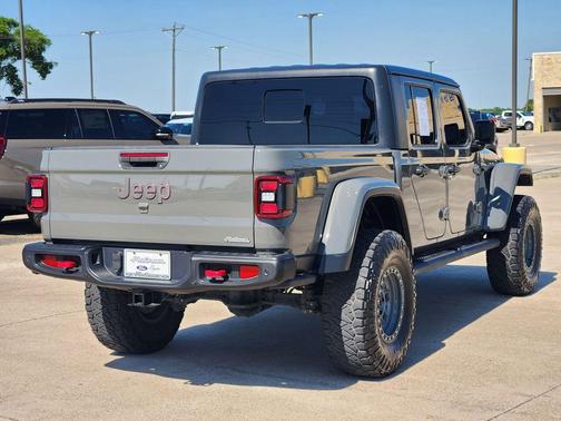 Sting-Gray Clearcoat 2020 Jeep Gladiator Rubicon