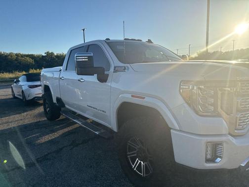 2020 GMC Sierra 2500 Denali