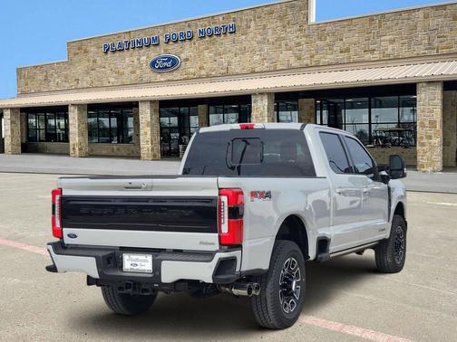 AVALANCHE 2026 Ford F-250 Platinum