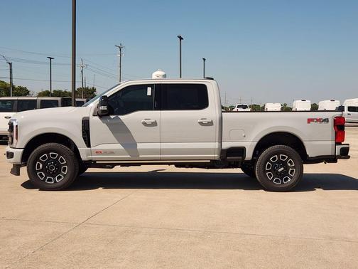 2026 Ford F-250 Platinum