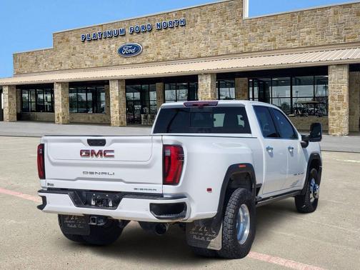 2024 GMC Sierra 3500 Denali