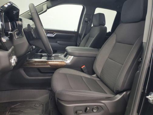 Onyx Black 2026 GMC Sierra 1500 Elevation