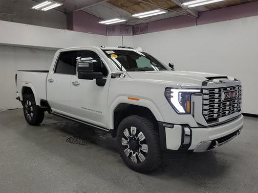 2025 GMC Sierra 2500 Denali