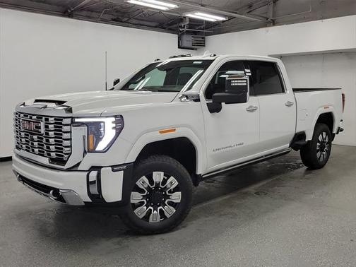 2025 GMC Sierra 2500 Denali