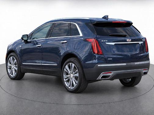 Midnight Sky Metallic 2025 Cadillac XT5 Premium Luxury