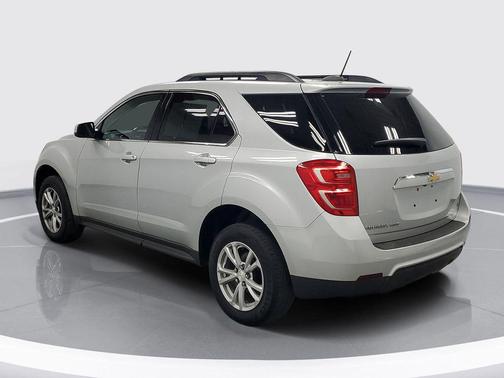 Silver Ice Metallic 2017 Chevrolet Equinox 1LT