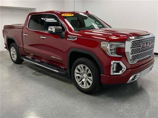 Photo 3 of 49 of 2019 GMC Sierra 1500 Denali
